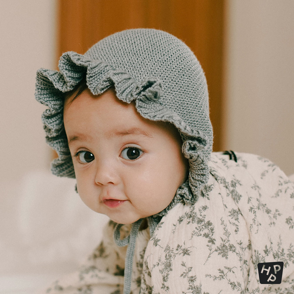 Rosen frill knit bonnet
