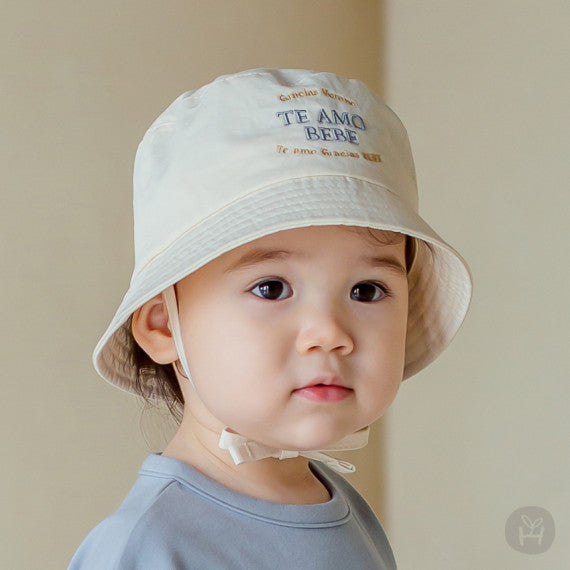 Dayday baby bucket hat