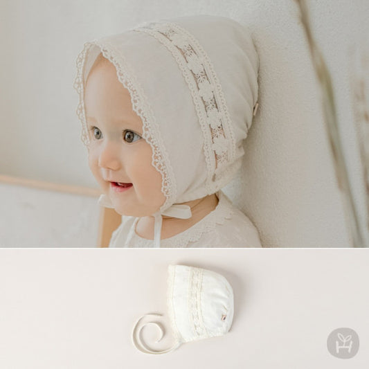 Jumi baby bonnet
