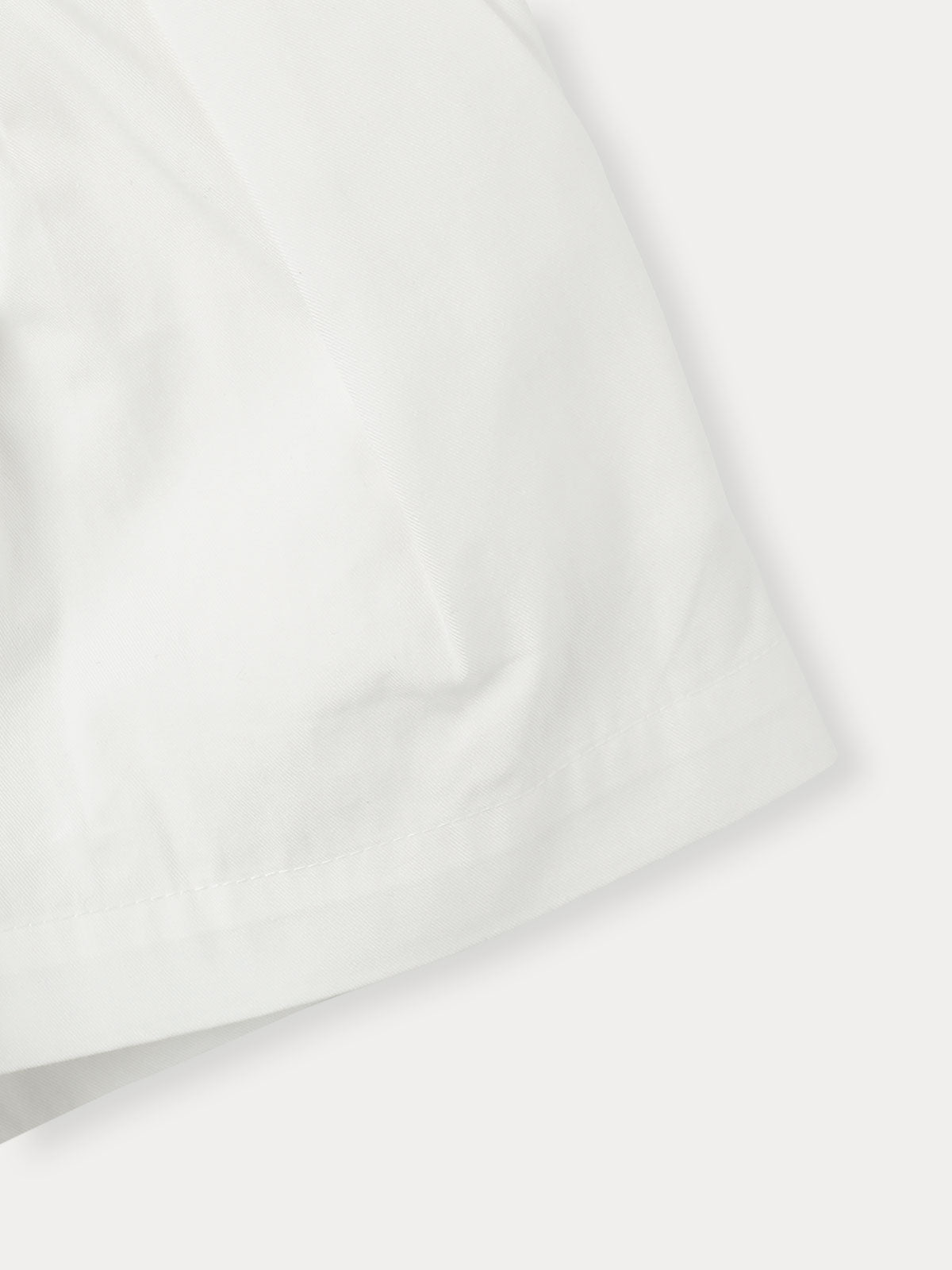 BENebene Pleated Shorts -White