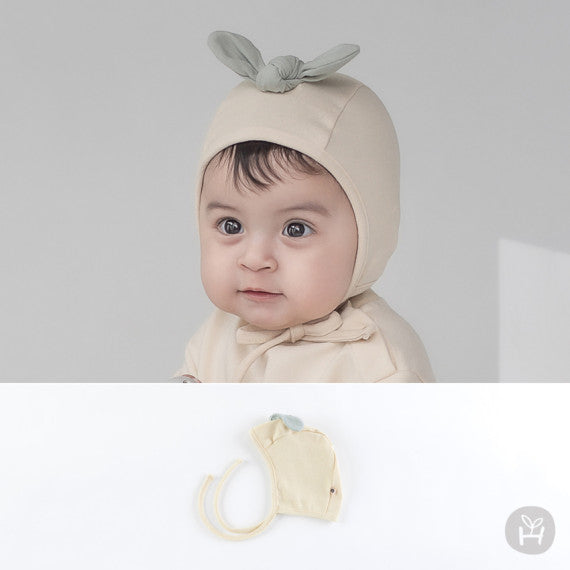 Fruta baby bonnet