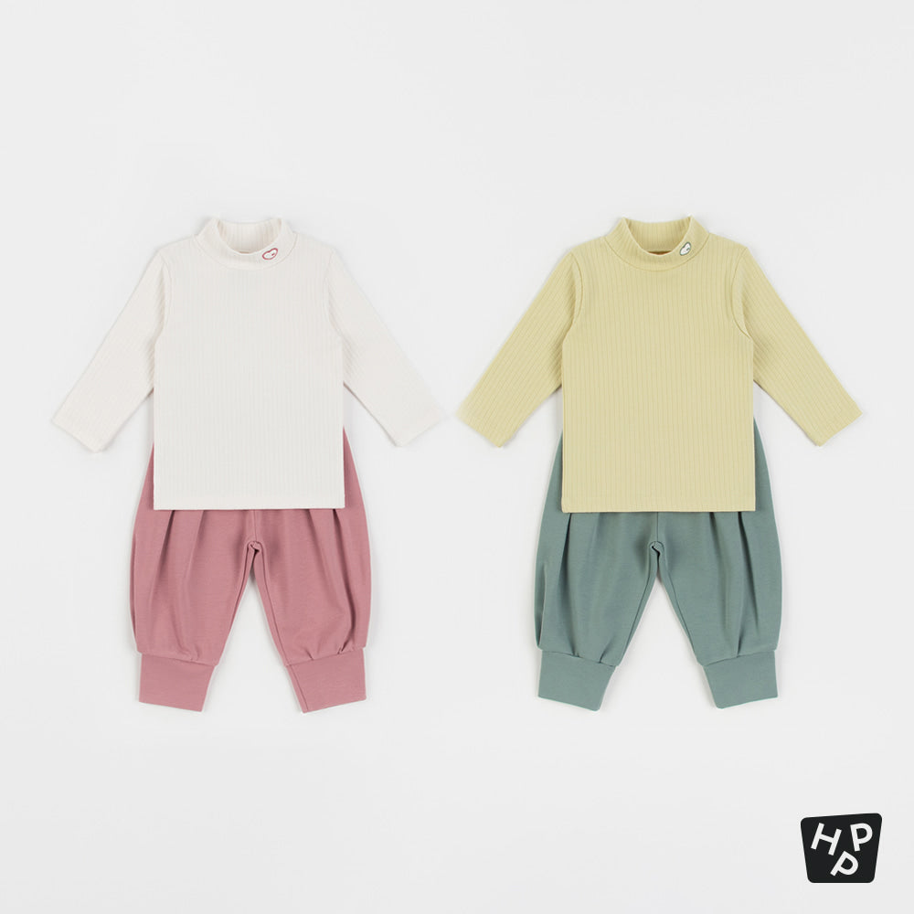 Tender mock turtleneck lounge wear