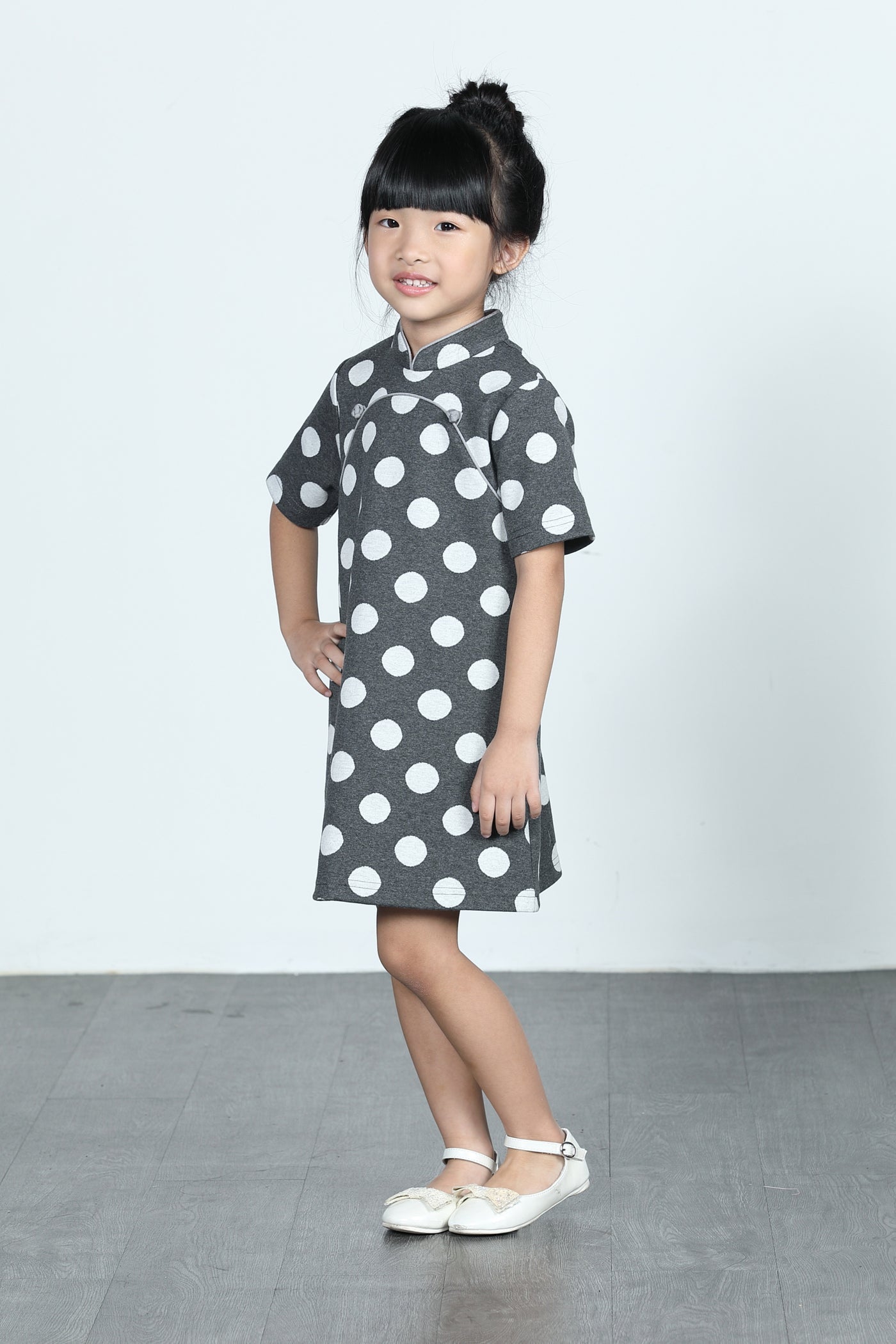 BAMBI Polka Dot Cotton Cheongsam (Grey/ White)