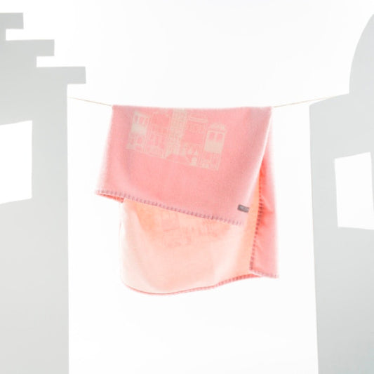 Mats & Merthe - Blanket Cradle Cashmere Houses (Pink)
