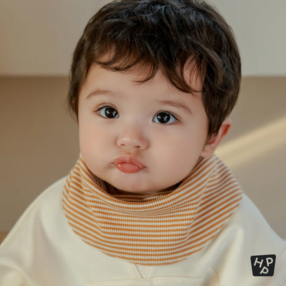 Olienne Reversible Baby Banana Bib