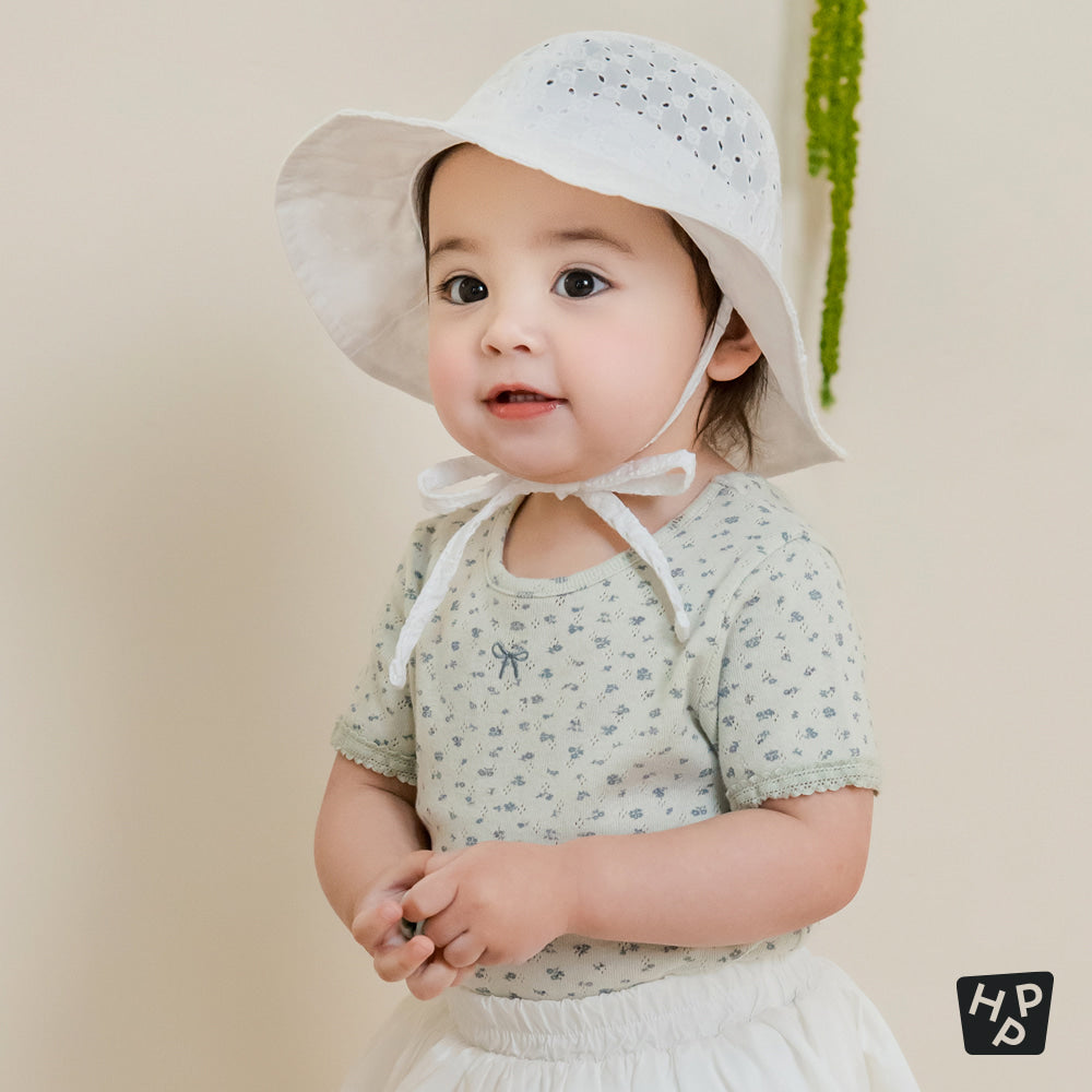 Juni Short-Sleeve T-shirt