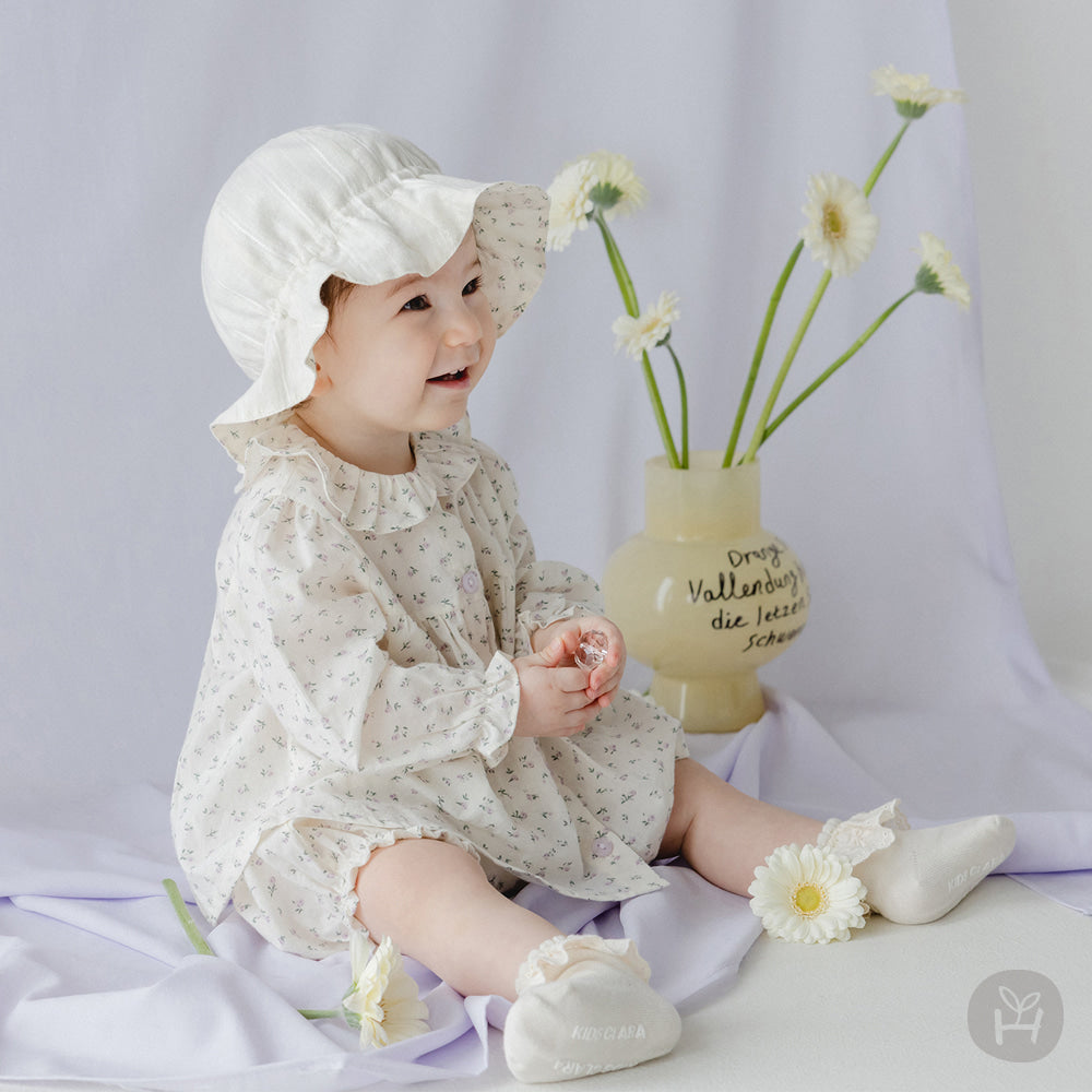 Bella lace baby socks