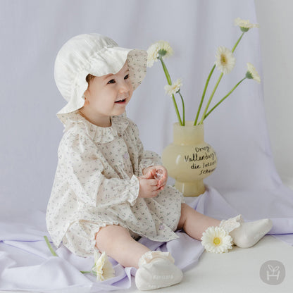 Bella lace baby socks
