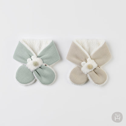 Boba Snow Baby Neckie,