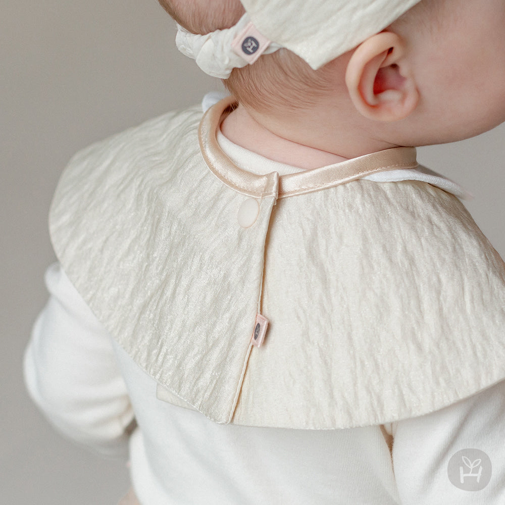 Drew baby collar bib