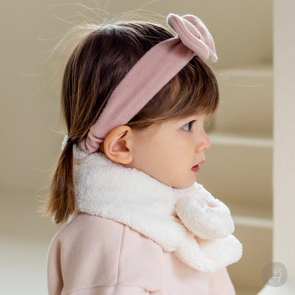 Aubrey snow baby necky