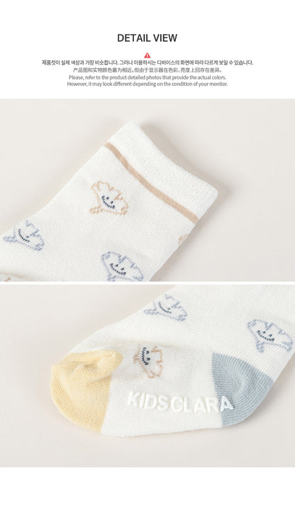 Folling baby socks