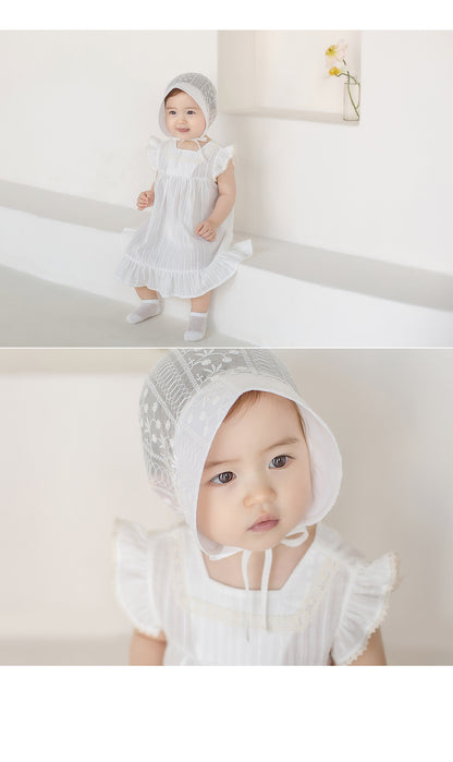 Iris Baby Bonnet