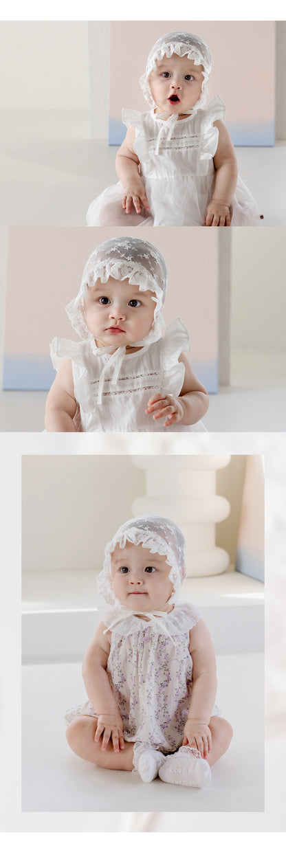 Mellow lace baby bonnet