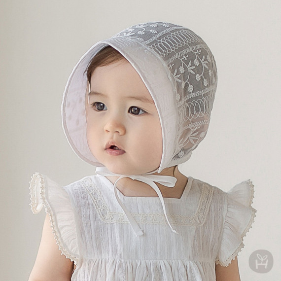 Kids Clara - Iris baby bonnet